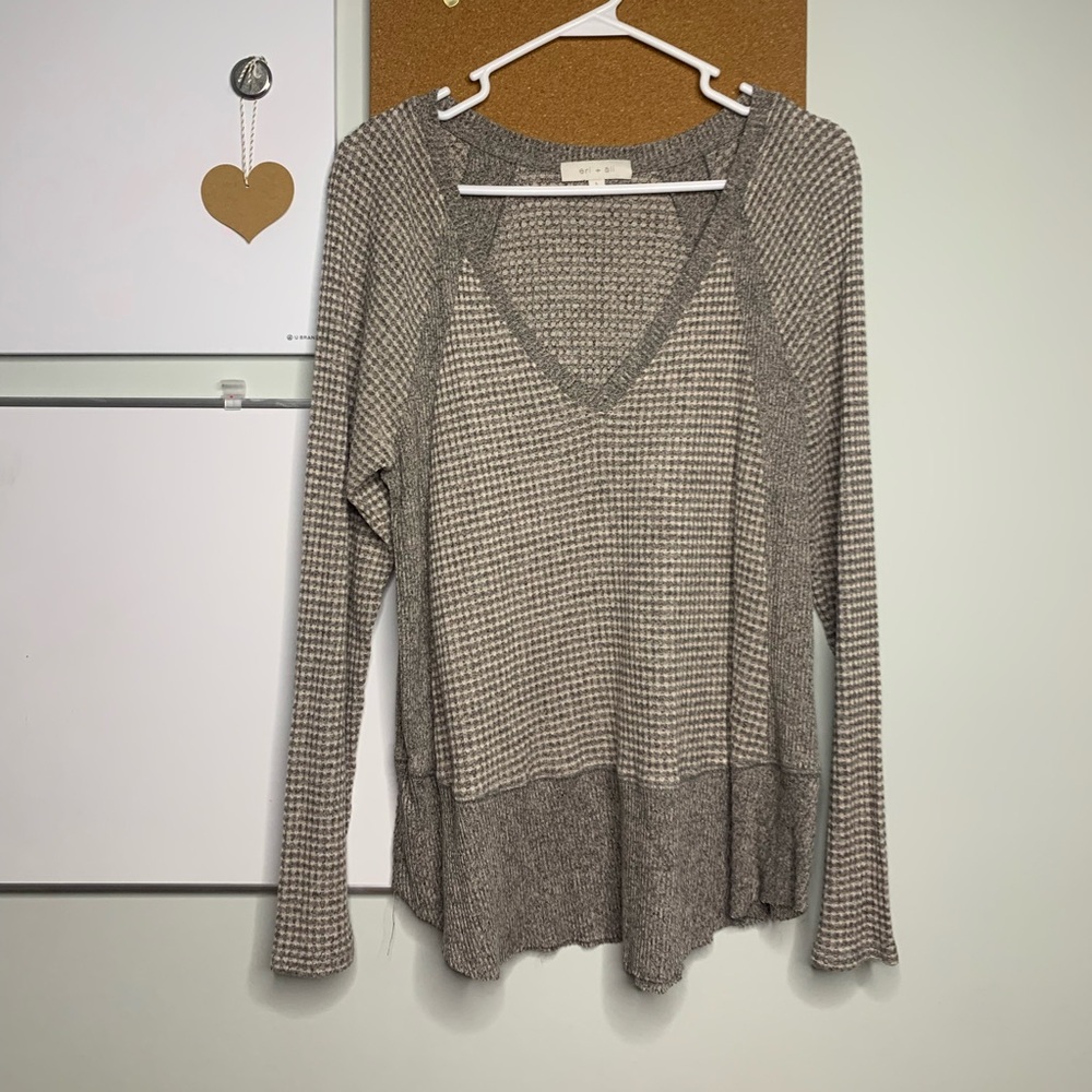 Anthropologie Grey Soft Sweater Top by Eri + Ali